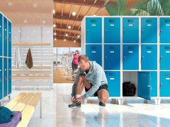 9-türiger Spindschrank, 3 Säulen, 3 Fächer