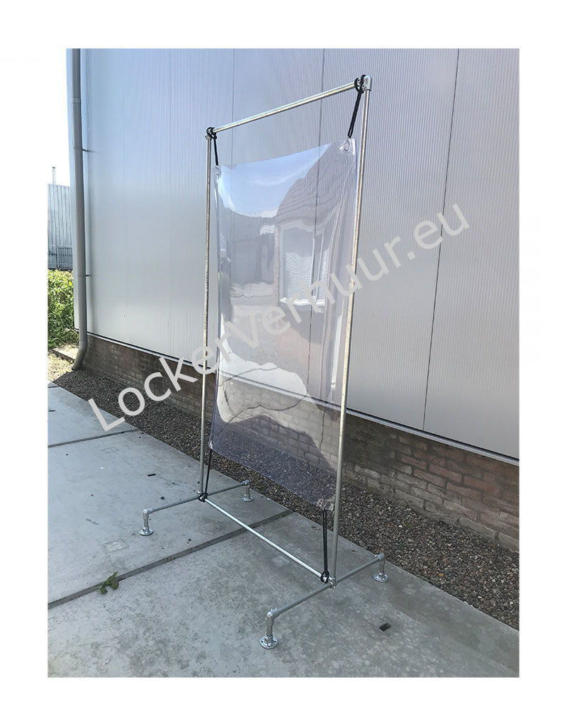 Mieten Sie eine Plexiglasscheibe, anstatt sie zu kaufen.
