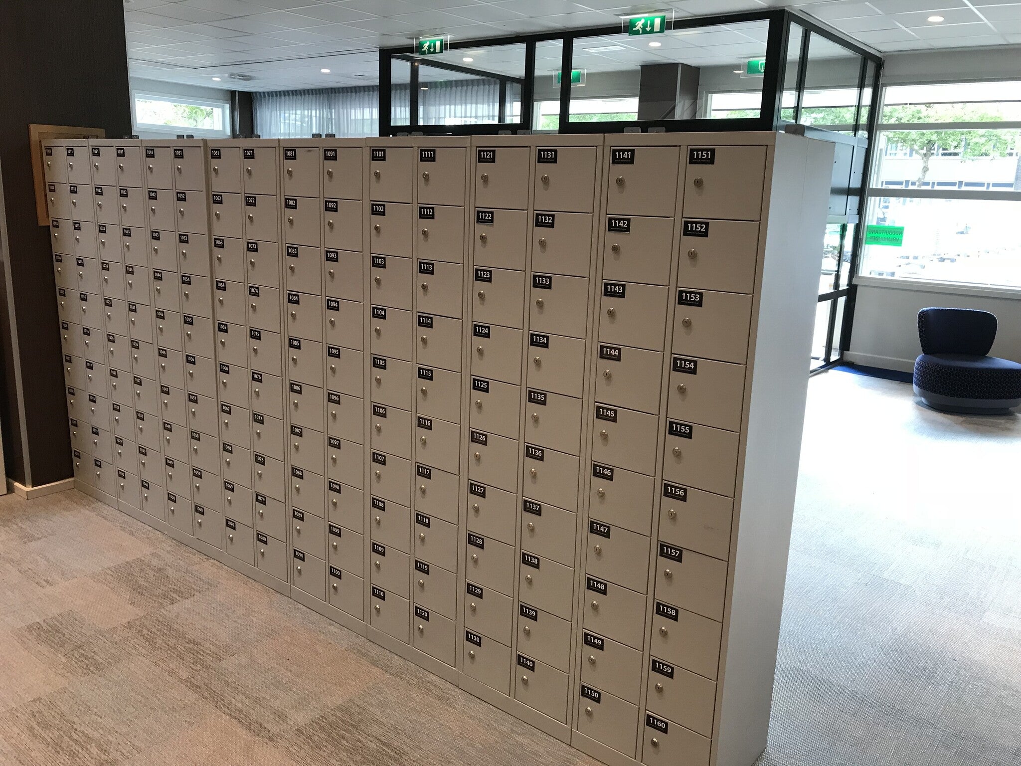 MiniLockers für Handy, Geldbörse usw.